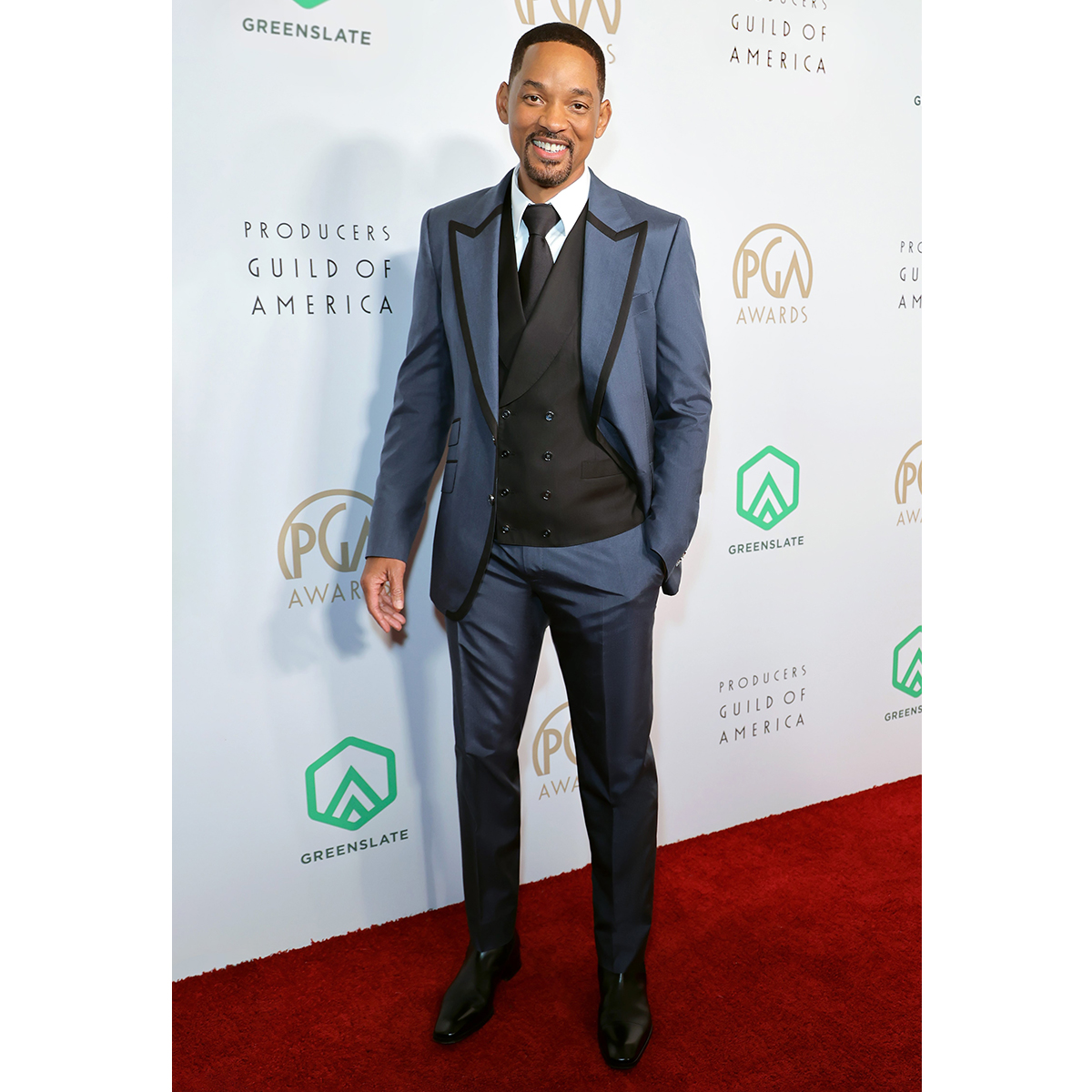 Will Smith wore a custom tuxedo and double-breasted waistcoat over a white shirt and a chocolate brown satin tie to the #PGAawards. 
 
Styled by Fawn Boardley 
 
#DGCelebs