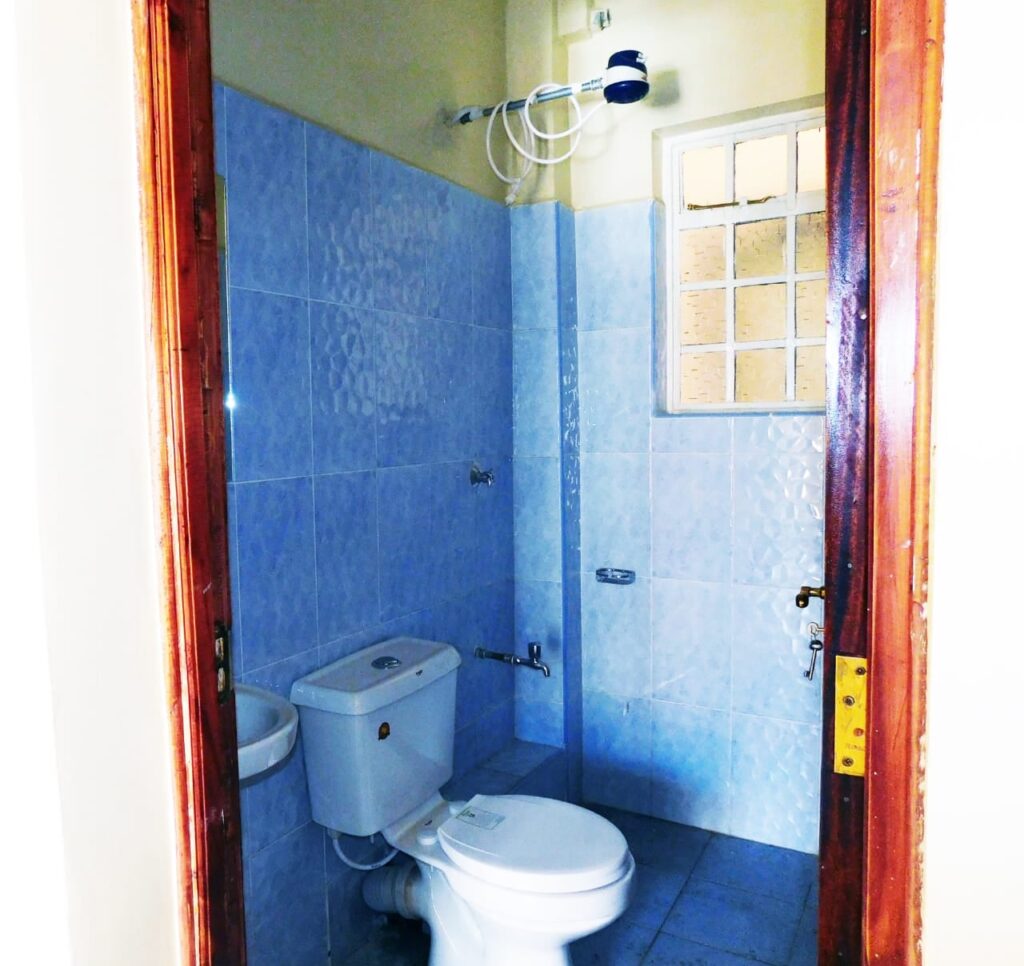 PropertiesFandy's tweet photo. GRAB THIS ONE BEDROOM !!!!! MODERN FURNISHED in Kasarani seasons ,@16,000 per month call us today on 0726638438 #KCSE2021  #mpesa #Hilux https://t.co/O1kS40x9rZ