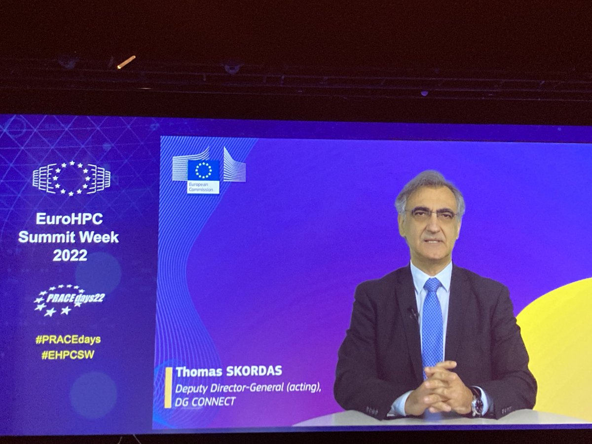 Genci_fr's tweet photo. Thomas Skordas : « #HPC played a key role accelerating time in the fight against #COVID19 » ⁦@EU_Commission⁩ ⁦@PRACE_RI⁩ ⁦⁦@EuroHPC_JU⁩ ⁦@Etp4HPC⁩ #HPCQIA #EHPCSW22 https://t.co/suVbwZMVOs