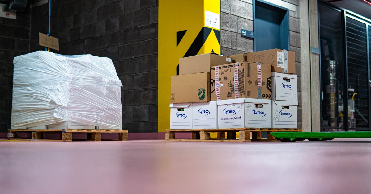Employees appreciation post! You guys are amazing, thank you for all the generous donations. The package just arrived to those in need in #Ukraine.