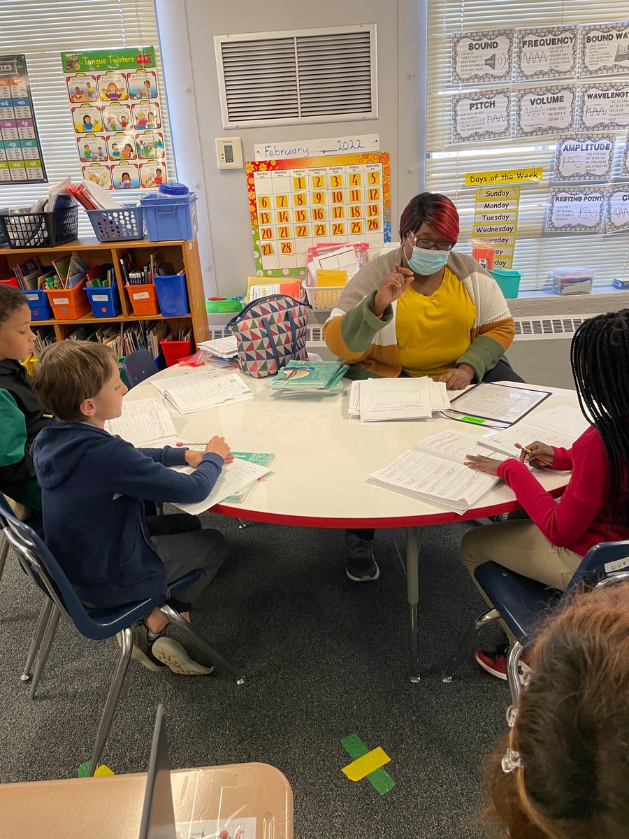 Falcons_FES's tweet photo. Guided Literacy Groups and Literacy Centers @Falcons_FES are in action! @FCSchoolsNC https://t.co/n1CzbSytXT