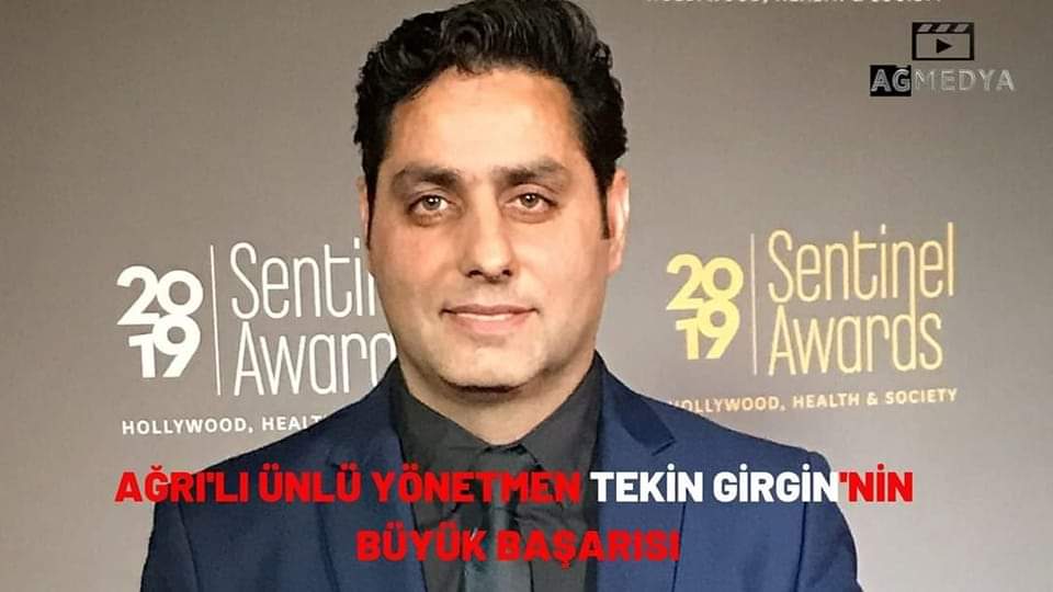 YavuzGirgin16's tweet photo. Tarihte ilk defa !!
Amerika'da ilk kez bir Türk yönetmen ve yazar Emmy ödüllerinde jüri üyesi seçildi.
Ağrı'lı genç film yönetmeni ve yazar Tekin Girgin 74. Emmy ödüllerinde jüri üyeliğine seçildi. https://t.co/3Oslxa18XZ