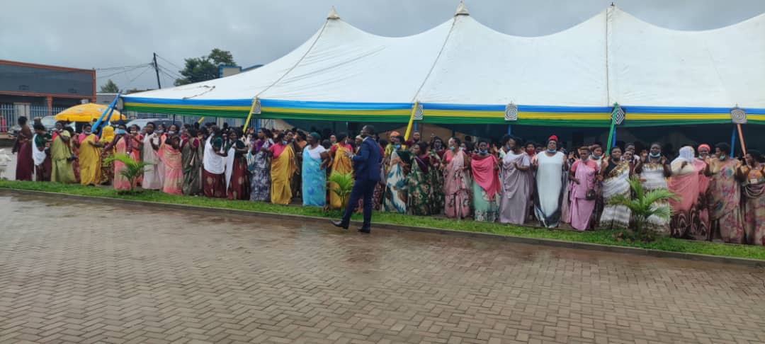 MTNRwanda's tweet photo. All set @RusiziDistrict #BugaramaSector for #ConnectRwanda. 300 smartphones to be handed over to women cross boarder traders. @RwandaICT

#WhatAreWeDoingToday https://t.co/LJJDhRTMgQ