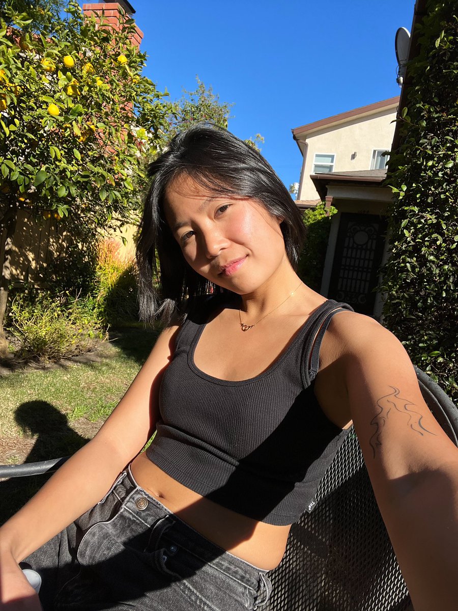 gabs820's tweet photo. Hi I’m Gabby! (she/her) 🏳️‍🌈👋🏽 I’m a QA Engineer II on VALORANT at Riot Games 👊🏼 I’ve been in the industry for over 4 years and hope to continue to advocate for QA and D&amp;I for many more years to come 💃🏻

#WhatAGameDevLooksLike https://t.co/jpTN7dfXHU