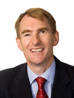 Delighted Aidan Hetherington, Corporate Engagement Manager at <a href="/uoebusiness/">University of Edinburgh Business School</a> who connects businesses with entrepreneurially minded talent at <a href="/EdinburghUni/">The University of Edinburgh</a> will be a speaker at LYB on Thursday, 31st March at 11-12noon. Tix are £5 plus booking fee - bit.ly/35bbHiV