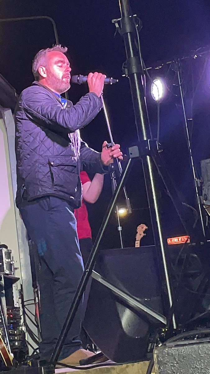 sarahgrant155's tweet photo. K Fest 💙🎶 #KFest #Killea #BarryKirwan #JimDevine #JohnnyBrady #DavidJames #DavidCraig https://t.co/qgkmnPjiHs