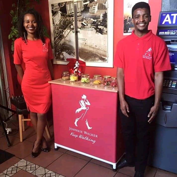 Peace11120348's tweet image. How I miss Groove Activations..
#instorepromotions
#JWRL
#keepwalking