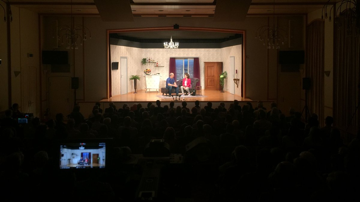 stagefex's tweet image. Hier ist STAGEFEX - der Spezialist um Deinen Event auf der Bühne in Bild und Ton festzuhalten!

Folge uns und erzähls weiter:

Instagram &amp;amp; Instagram: @stagefex 

Website (coming soon!) stagefex.com

Foto: TGF 2019 - Wie wär's mit Tee? - Sandro Barbieri Photography