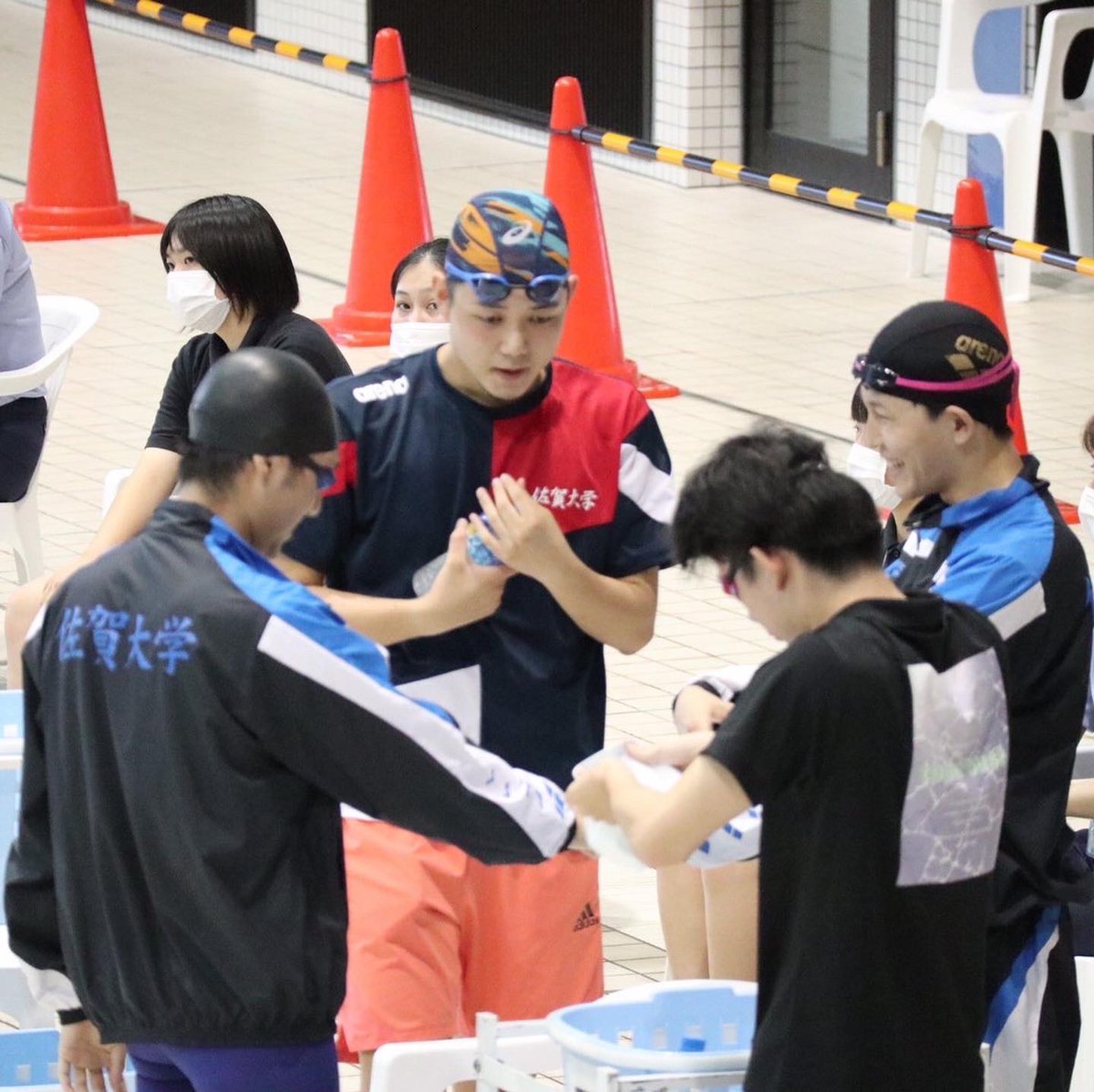 佐賀大学に合格された皆さん、おめでとうございます☺️🌸

選手もマネージャーも大募集中です！！

佐賀大学水泳部に興味がある方は気軽にどしどしDMお待ちしています🥺❕

新2年生もお待ちしてます🥺🥺

近々個性豊かなメンバーたちの部員紹介も始まります😊

#春から佐大 #春から佐賀大