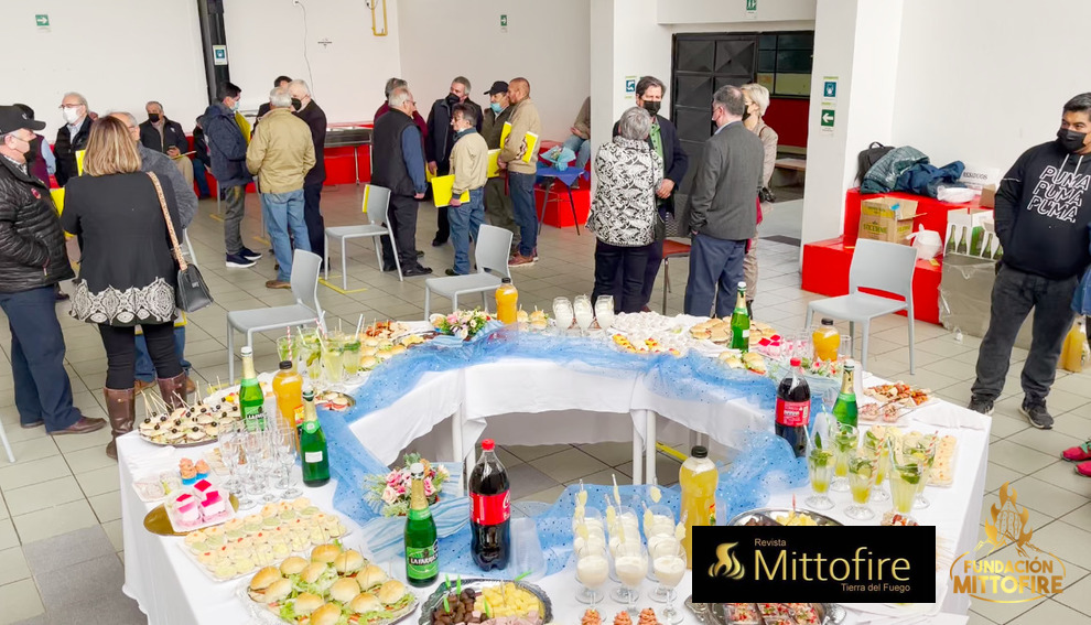 mittofire's tweet photo. 15 Marzo 12:30 hrs. bienvenida a @mercedarios dentro marco proyecto TRAS LAS HUELLAS Padre Mario en @porvenir @mittofire @TierraDelFuego @salesianosatoch @SalesianosSSM @SalesianosSTRD https://t.co/TazG9h6tDH