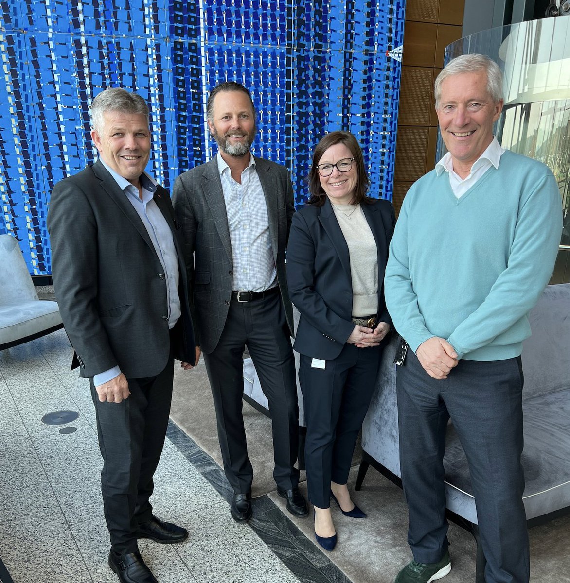 We met with the Norwegian Minister of Fisheries and Ocean Policy Bjørnar Skjæran (@bjoskj) yesterday. Good talks on how we shape the maritime industry and specifically how we will create zero emission shipping, offshore wind power, and more within renewable energy. #wilhelmsen