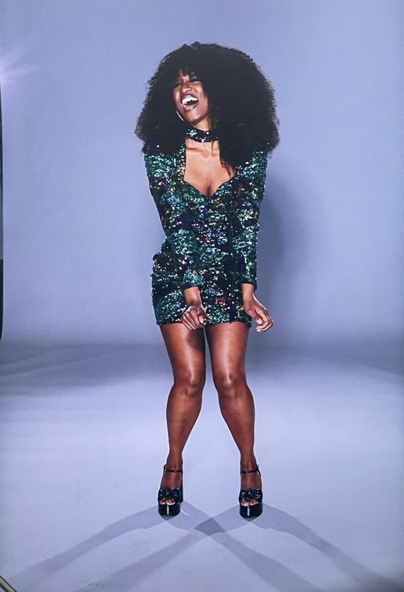 Beverleyknight's tweet photo. 49 today. ❤️ https://t.co/UihGorgsWX