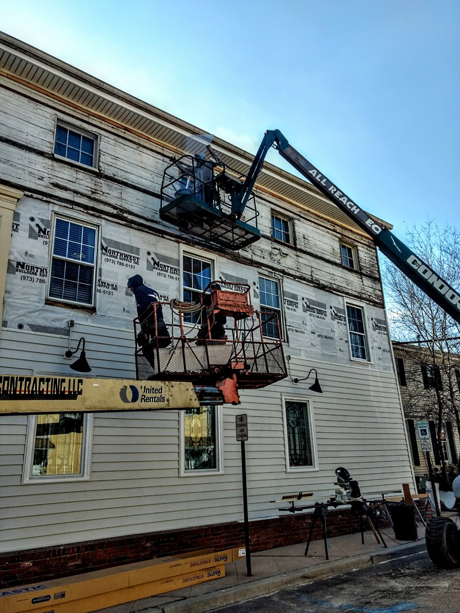 🏗Northwest Building Supply / Mastic Structure- Beautiful historic job in Hackettstown!🚛🚛🚛#contracting #njcontractors #roofingsupplies #sidinginstaller #sidingcontractor #siding