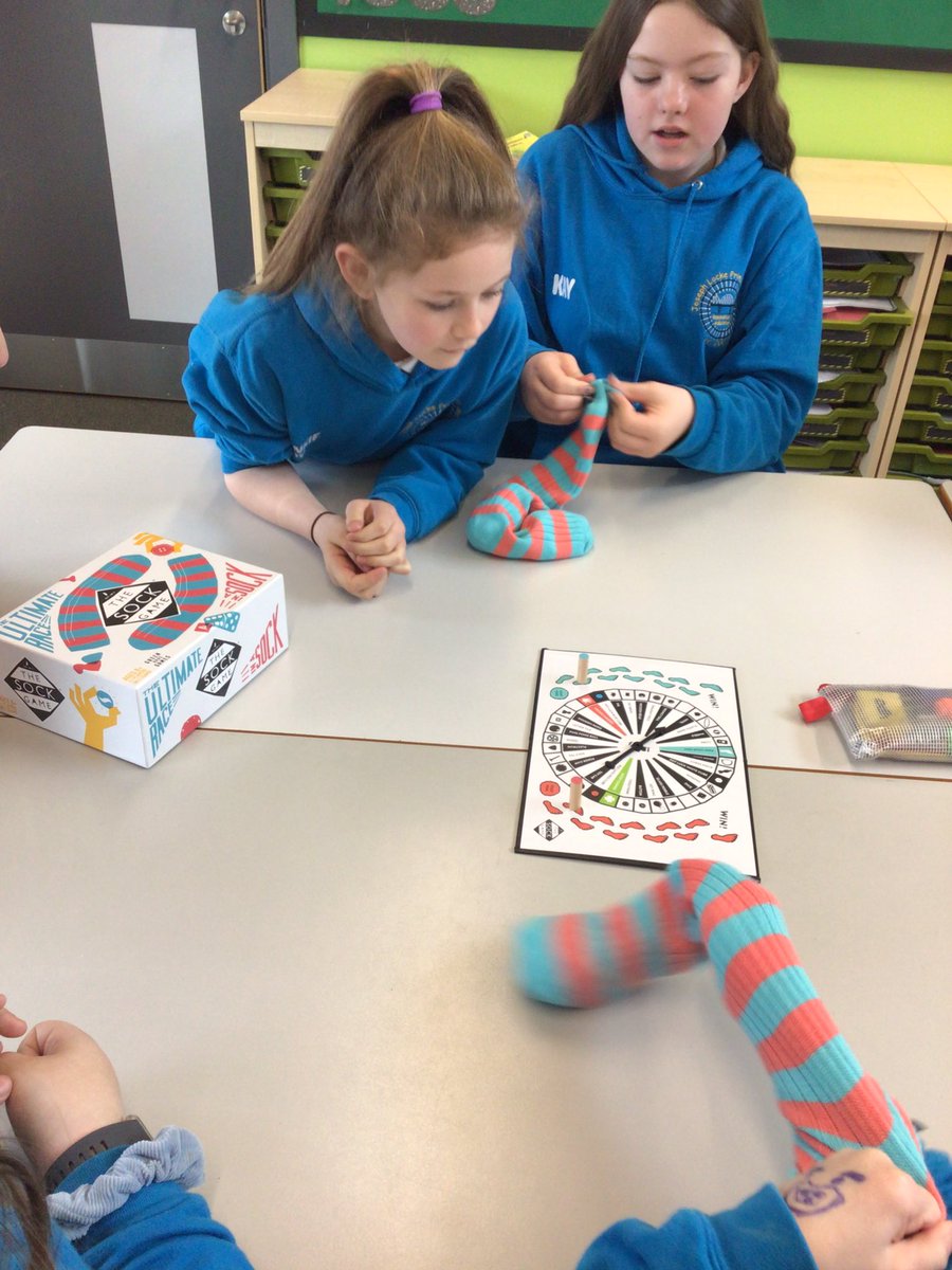 MrsLongfield's tweet photo. Some problem solving fun on a Tuesday morning with @imagigaming 😁🙌🏼👍🏼 https://t.co/lHGWgIIlPk