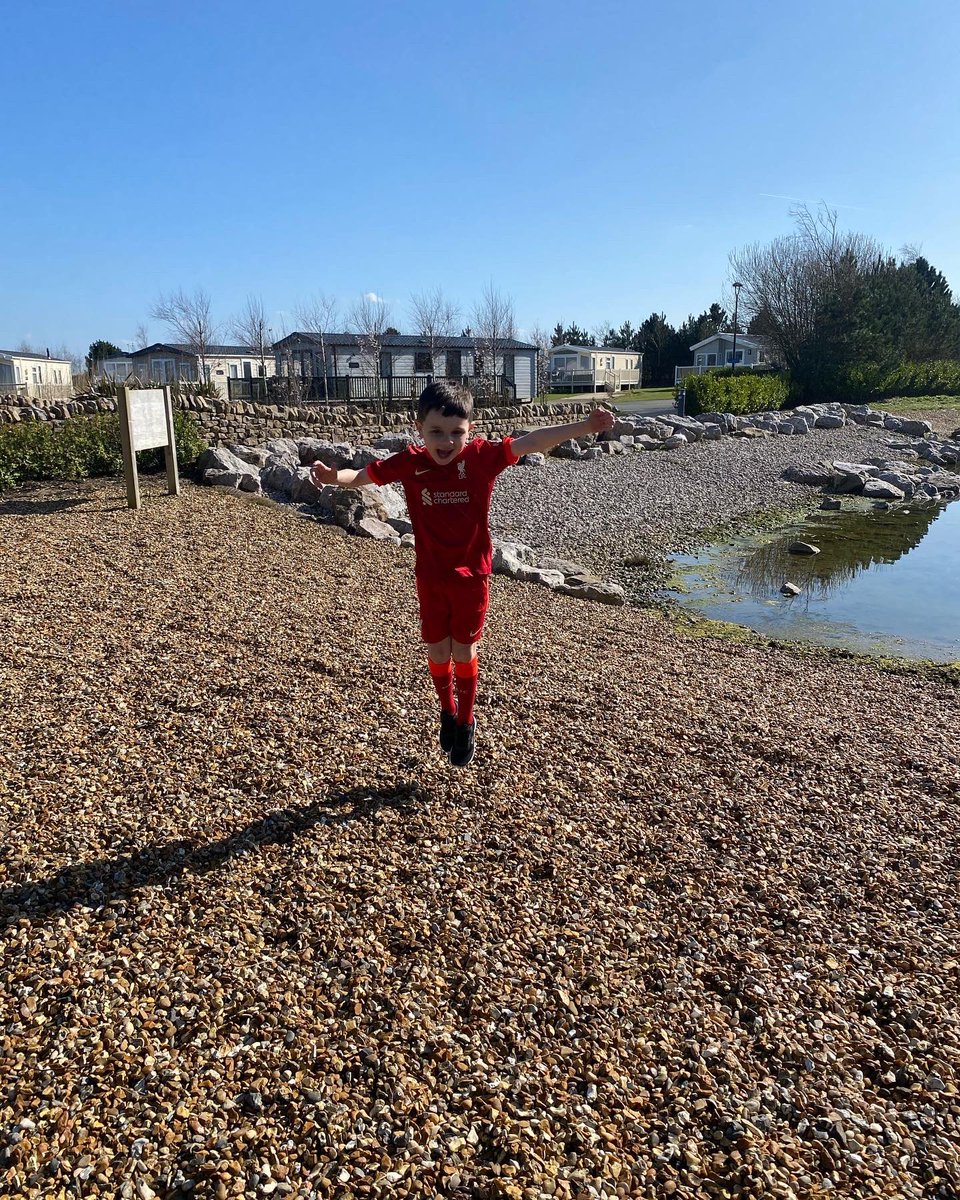 amydean92x's tweet photo. @PCPPenguins @PCPKangaroos https://t.co/n9zeSg35C8