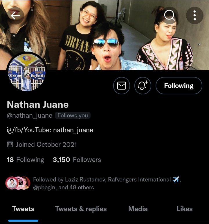 teamrafnathan's tweet photo. Look who followed me back! Thank you, Kap!

@raf_juane kelan gagalawin ang baso HAHAHAHA eme https://t.co/VxOs65CbVm
