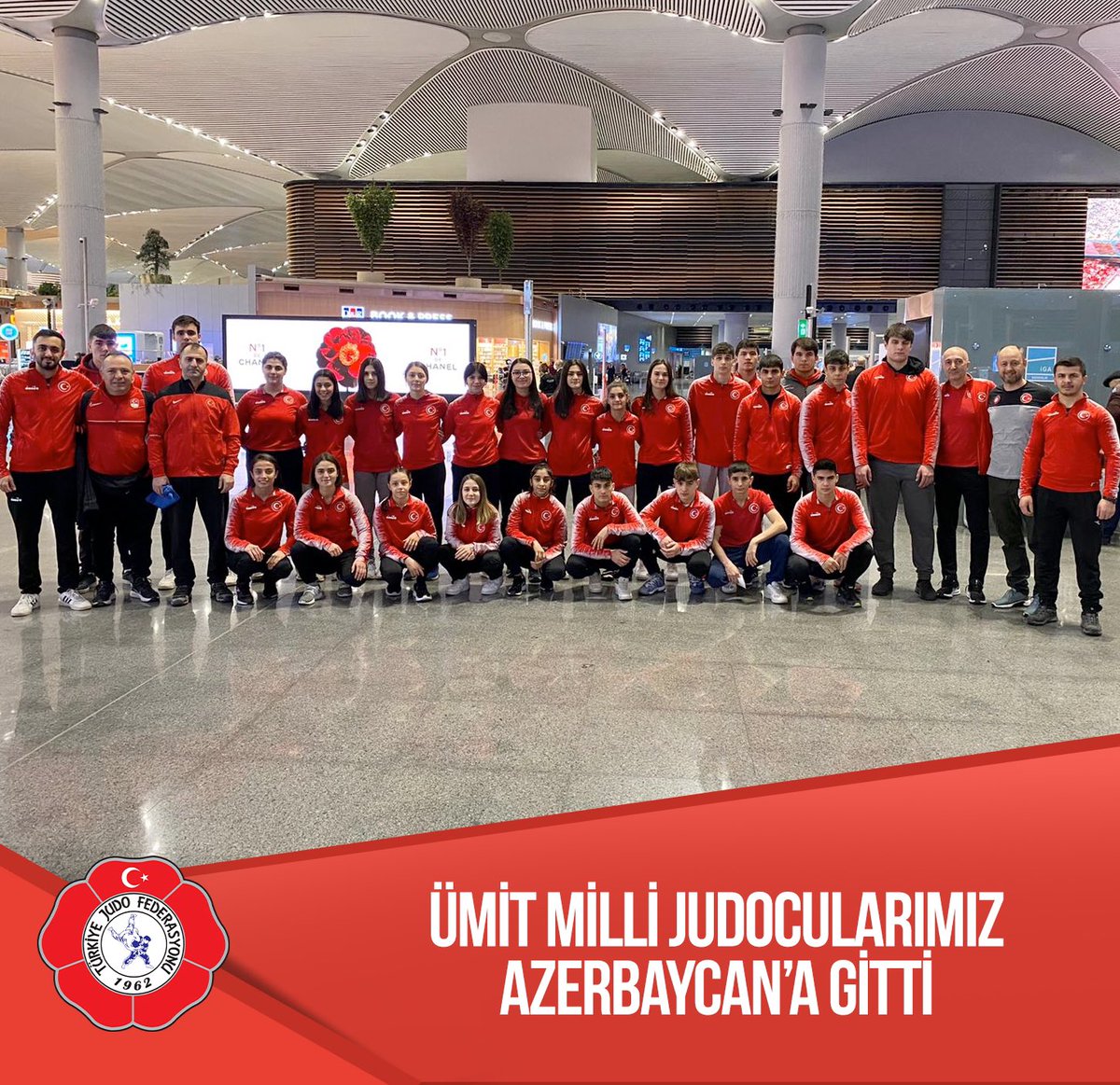 turkjudo's tweet photo. Ümit Milli Judocular Azerbaycan’a gitti🥋🇹🇷

Ümit kadın ve erkek milli takım judocularımız, Gence’de ortak çalışma kampının yanı sıra Azerbaycan Judo Kupası’na katılacak. https://t.co/s3JUrktRDH
