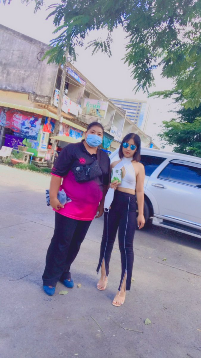 cute_muay's tweet photo. ส่งผ้า ส่งยา��ด ให้ลูกค้า ขยันดีกว่านั่งอดน่ะ #กดรีทวิตกดใจ #กดใจให้ด้วยนะ #ครู #ชอบถ่ายรูป #นครศรีธรรมราช #ภูเก็ต #ทํางาน #รีทวิต #คาเฟ่ #รีทวิตให้ด้วยน้า #แคปชั่นอ่อย #ลดน้ําหนัก #ยาลดน้ําหนัก #เสื้อผ้าสาวอวบ https://t.co/8rsu5x5Oz0