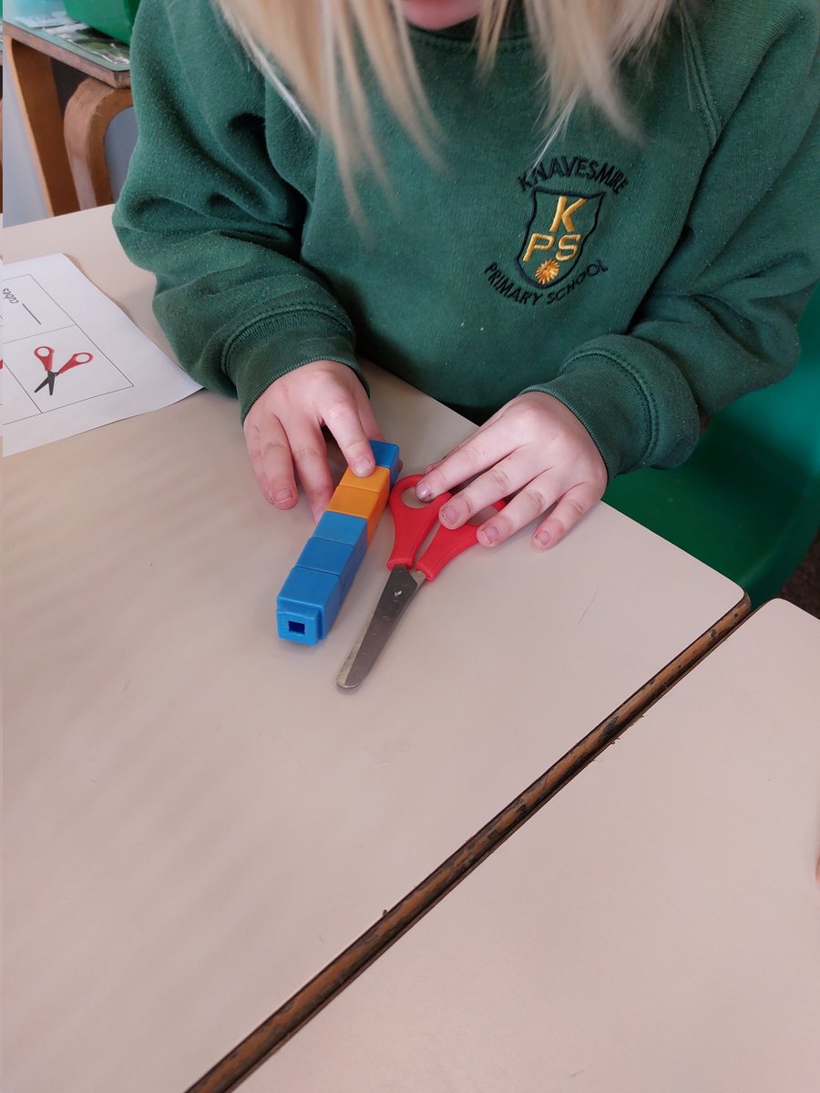 KPSFeed's tweet photo. #KPSYear1 are busy measuring objects using non-standard units this morning. #KPSMaths #Fun #HardWorking #KnowMore https://t.co/vKluxhM63D