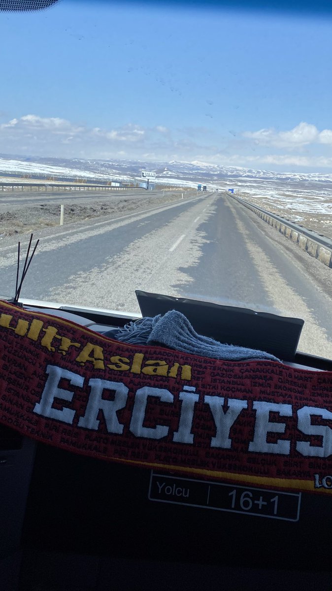 YÜKSELİYOR SESİMİZ SALONLARDA !

GALATASARAY’IMIZIN Kadın Basketbol maçı için yollardayız..

#uAUNIErciyes
#ultrAslanUNI