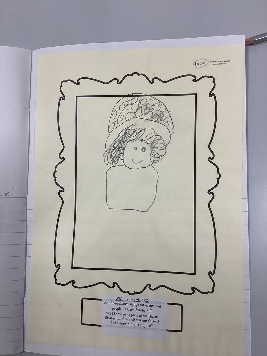 MissFowler1705's tweet photo. The children have been learning about Queen Elizabeth. Look at their fantastic pictures! @MissRichardsYR1 @MissWrigley1 @Inspire_Ashton @InspireHistory 👑🌟💂🏰 https://t.co/dFcvM2DMtW