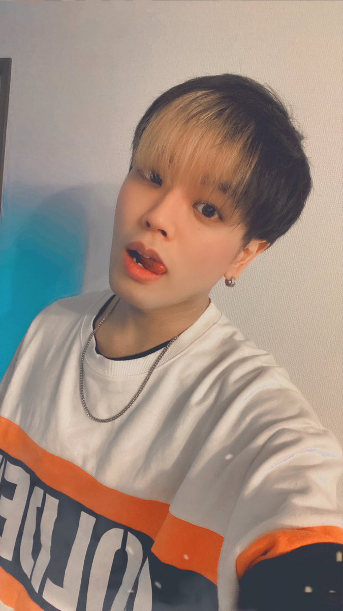 ban127bo_'s tweet photo. 最近の若い子はsnowとかB612とか使わないんだってさ、全部インスタのフィルターかスナチャらしいよ。知らんけど https://t.co/oXY1XfR7CH