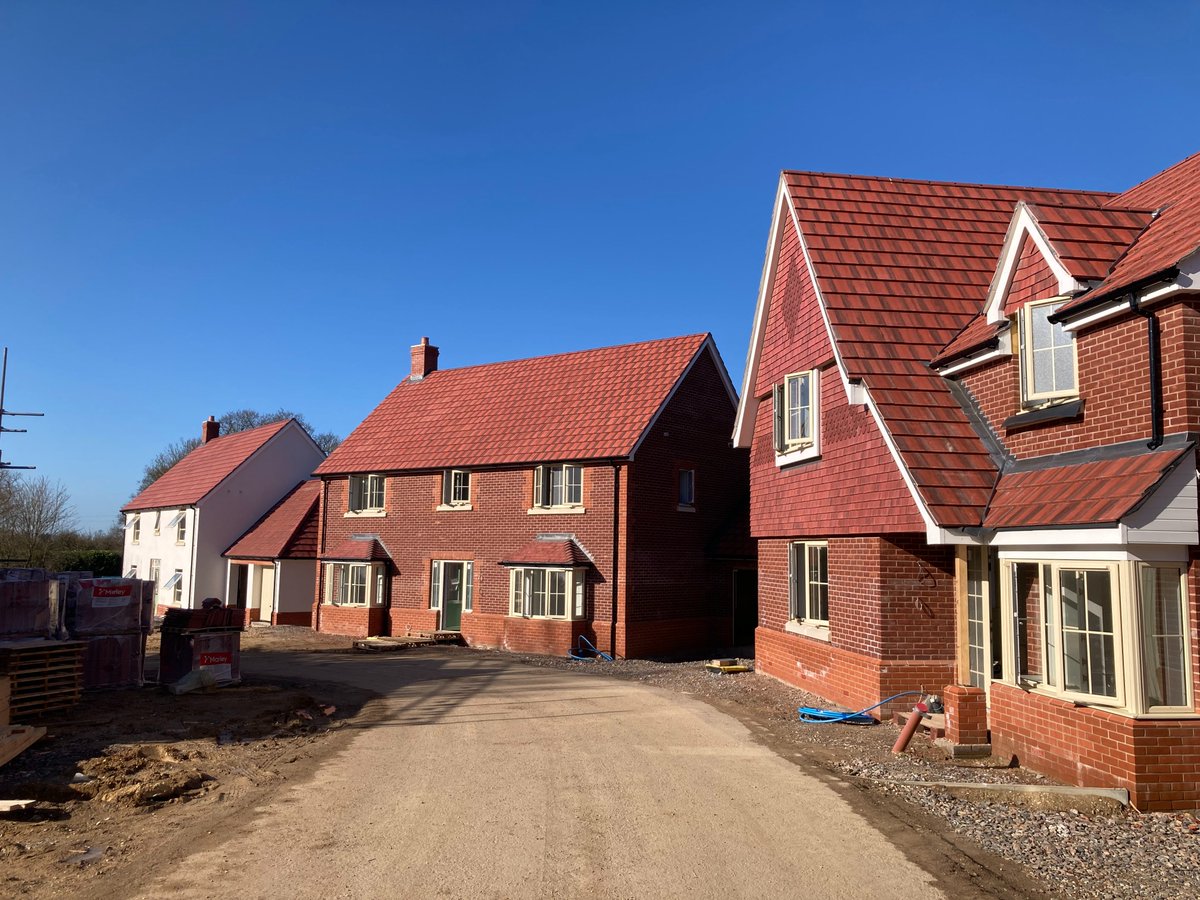 Our scheme at ‘The Copse’, for Driftstone Homes Ltd is looking great!  These 9 new 3 and 4 bed homes are set in the picturesque location of Walberton, West Sussex, and are being built out by FE Chase.  The team and looking forward to seeing the finished article.