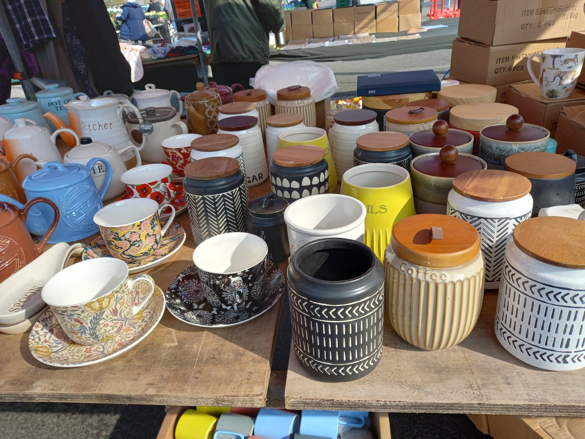 buxtonmarkets's tweet photo. Welcome Tony selling pots and mugs, welcome back Linda and George with books and nick-nacks. https://t.co/Es6VVSyr9s