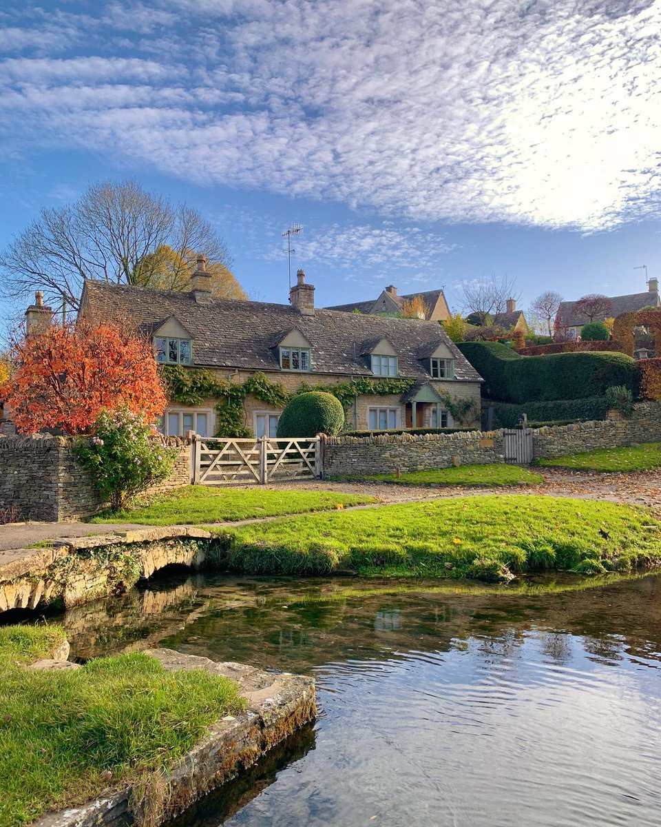 cotswolds_uk's tweet photo. ✨Visit The Cotswolds✨
🔝 #1 guide to exploring the #Cotswolds
🌐 https://t.co/3ixGw64YK7
🤗 Supporting local businesses
📸 Showcasing amazing photographers
📸 Rachna, @rachna_bassi ✨
📍Locations:
1️⃣ #Bibury
2️⃣ #LowerSlaughter
3️⃣ #UpperSlaughter
4️⃣ #StowOnTheWold https://t.co/2BV0nJml6J
