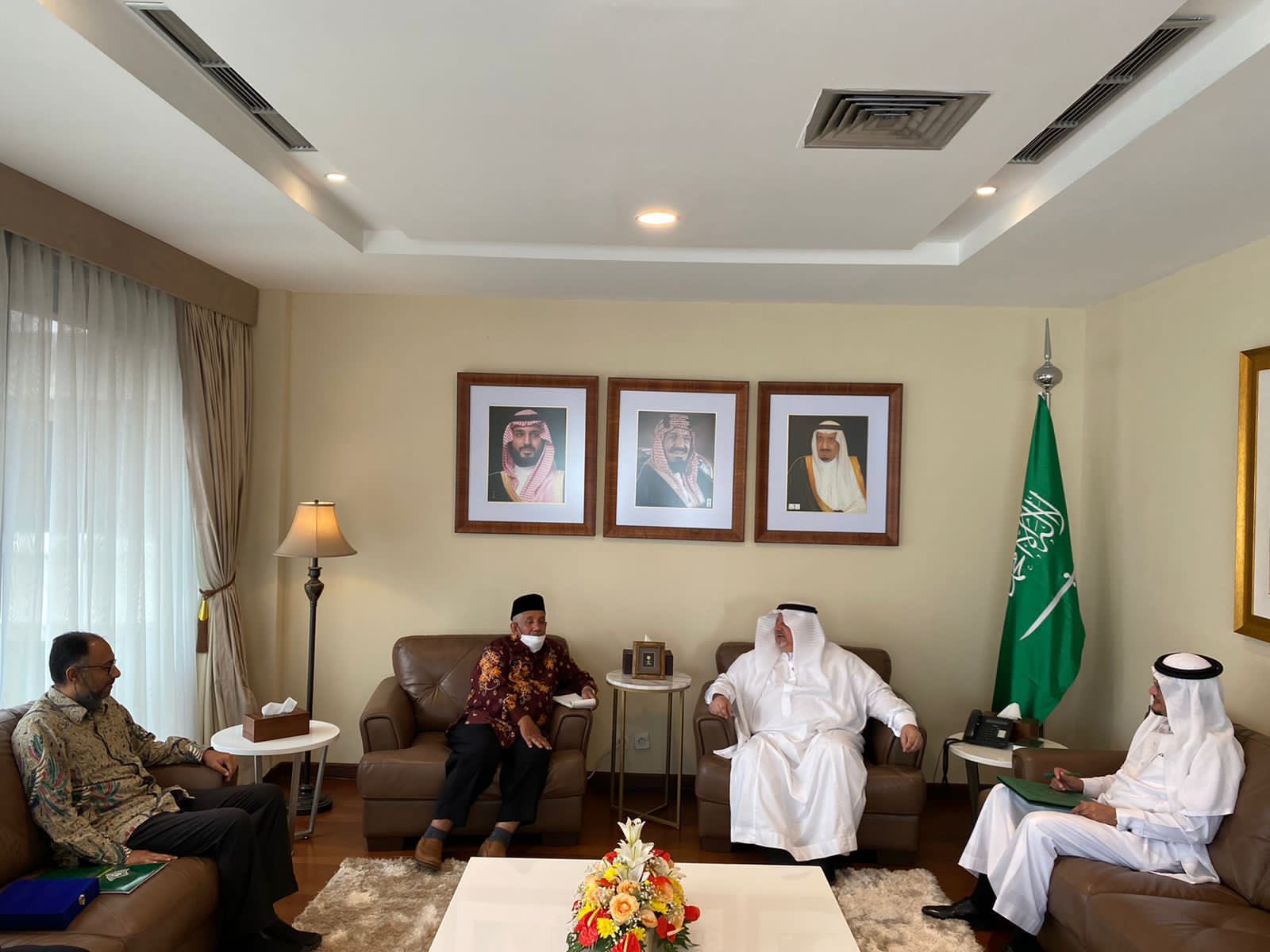 السفارة في إندونيسيا on Twitter: "Dubes #Arab_Saudi #Esam_Althagafi