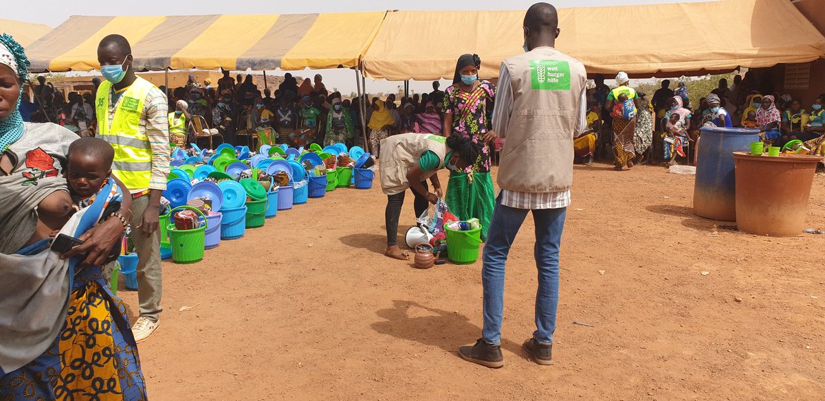 ldorvilier's tweet photo. Providing relief items, hygiene kits to internally displaced persons in Kongoussi, Burkina Faso. An initiative supported by @Welthungerhilfe  and @WHH_BurkinaFaso https://t.co/pwEzOwPsM8