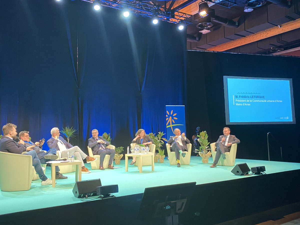 Pie_Ferrari's tweet image. 👉Le @GrandArras organise, pour la première fois, ses Assises du #Numérique,Numéricamp
🚀Deux jours consacrés à la stratégie numérique du Grand #Arras, une stratégie qui est co-construite avec et pour l’humain
#ArrasNumericamp 
@JPLetartre @DECIMA6 @tlonguemart @AFP2i