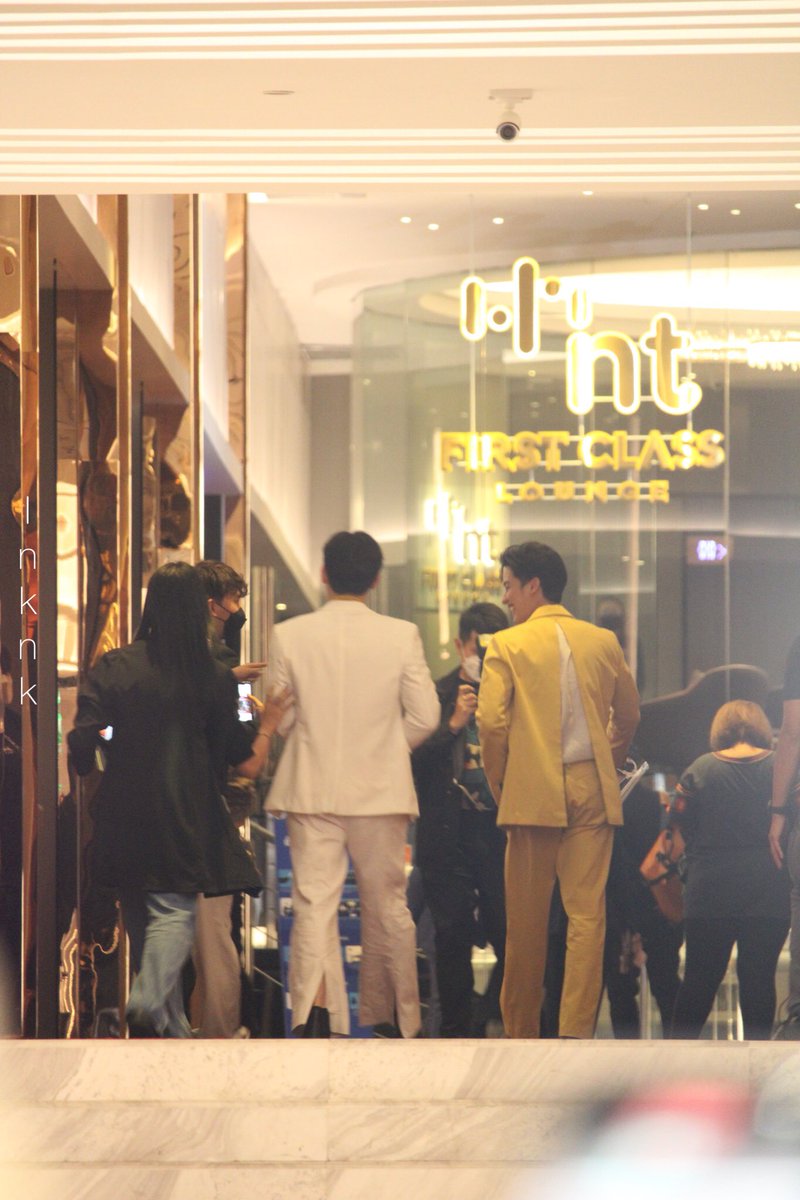 InknknkInk_'s tweet photo. เจ้าบ่าวเจ้าสาวกำลังเดินเข้าพิธีแล้วค่ะ🥹
#เตนิว  #NTFirstClassCinemaxTayNew https://t.co/vNKZ1Xc776