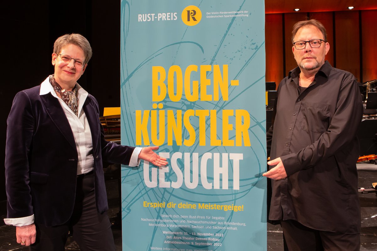 anhaltisches's tweet photo. Der »Rust-Preis« - Violin-Förderwettbewerb der Ostdeutschen Sparkassenstiftung findet in diesem Jahr nach pandemiebedingter Pause nun endlich wieder statt. INFOS: https://t.co/YOslEn2anc
#rustpreis #violinförderwettbewerb #ostdeutschesparkassenstiftung #dessau #OSV https://t.co/ewRUp0u8Wq