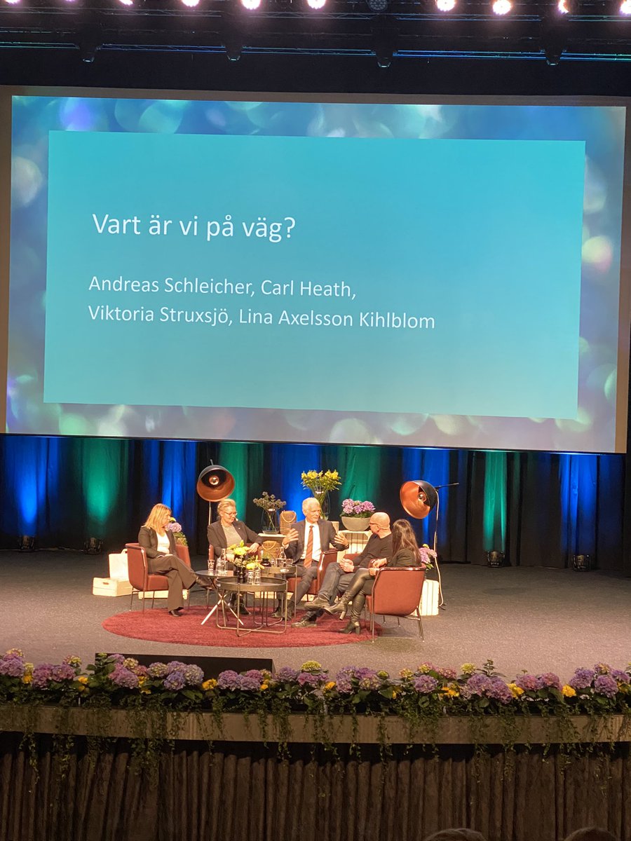 Vart är vi på väg? med @RektorLina <a href="/carlheath/">Carl Heath</a> <a href="/Vixvbg/">Viktoria Struxsjö 📎</a> och Andreas Schleicher #skolledarkongressen