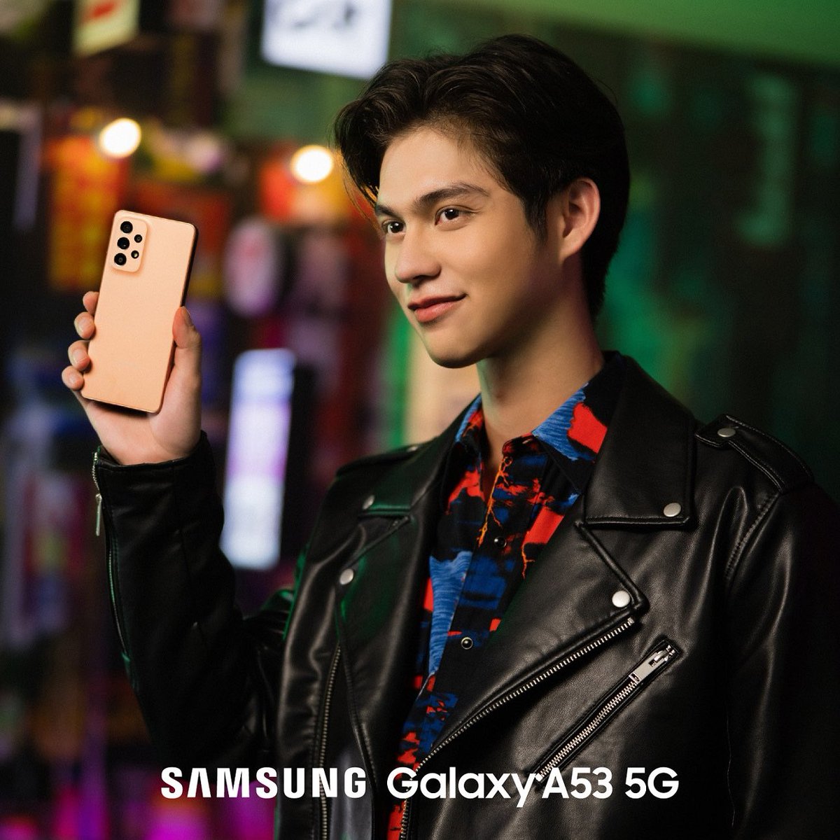 ELLEThailand's tweet photo. Samsung เปิดตัว ไบร์ท วชิรวิชญ์ @bbrightvc ขึ้นแท่นแบรนด์แอมบาสซาเดอร์คนใหม่ของ #SamsungGalaxyA53 บนภาพยนตร์โฆษณาตัวล่าสุด บอกเล่าผ่านหลากหลายไลฟ์สไตล์ชาว Gen Z 

รอติดตามภาพยนตร์โฆษณา Samsung Galaxy A53 x Bright ตัวเต็มได้ในวันที่ 1 เมษายนนี้ทางยูทูบ Samsung Thailand

#bbrightvc https://t.co/ptodgLo6M7