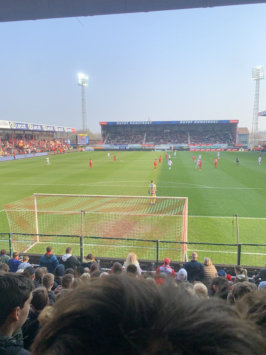 stadkap's tweet image. 43e stade 😍
🏟Guldensporen Stadion 
⚽️@kvkofficieel 🆚@Standard_RSCL 
🏆@ProLeagueBE 
🗓0-1
#groundhopping