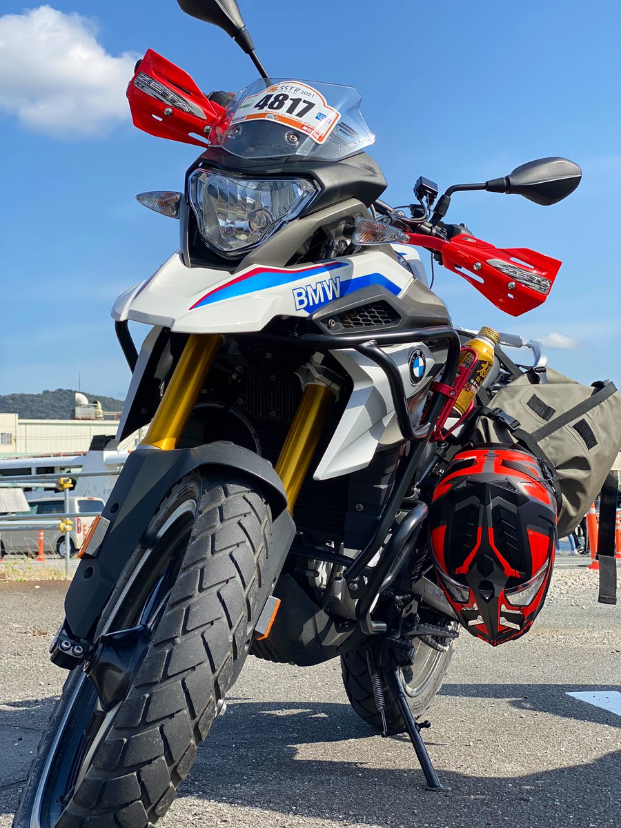 HINANO_JOURNEY's tweet photo. #310GS #バイク女子　

久々にツーリング･:*+.\(( °ω° ))/.:+

ヘルメット新しくしてご機嫌です( ´ ▽ ` )ﾉ✨ https://t.co/U6QeYarn4Y