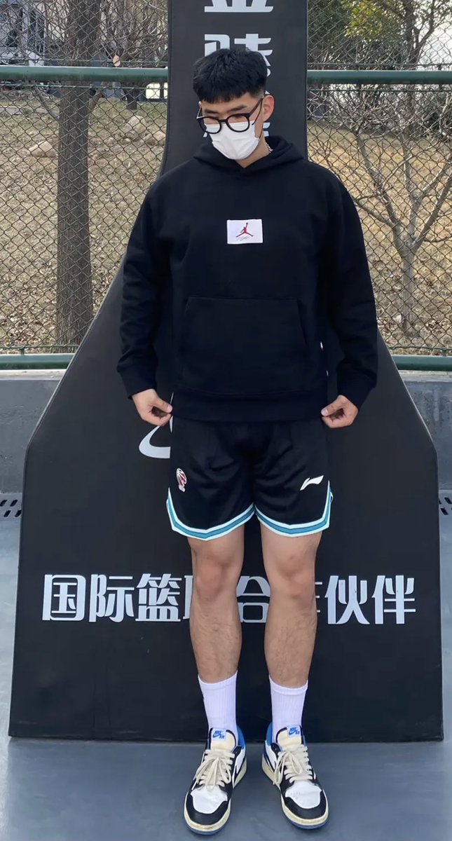 WA___NG's tweet photo. 这样的弟弟我就没什么抵抗力了🥰 https://t.co/wjdSqbCAMD