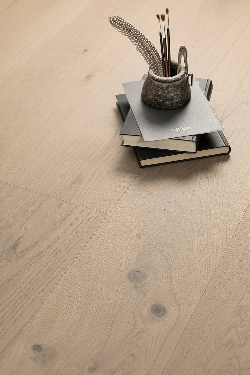 BjelinFlooring's tweet photo. It is advanced technology that gives the floors from Bjelin its unique properties and remarkable qualities. Bjelins hardened wooden floors, manufactured with the patented Woodura® technology stand out in comparison with normal parquets. 
Read more: https://t.co/RdGc3OuTL6 https://t.co/UbNG13x8jE