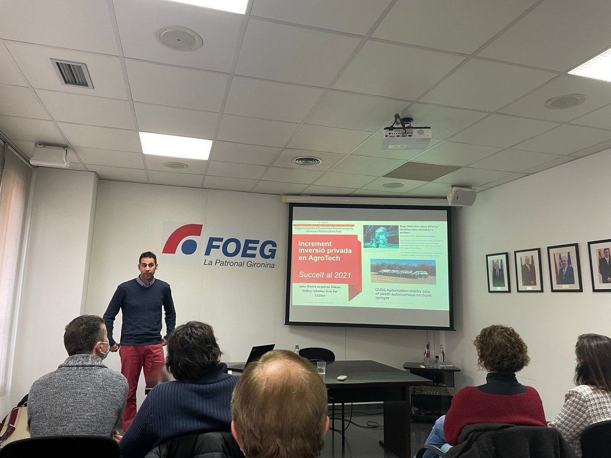 FEMAC_CAT's tweet photo. FEMAC participa avui com a col·laborador al Taller de reptes tecnològics del sector agroalimentari a Girona, on l'objectiu és reflexionar i fer visibles els principals reptes operatius i tecnològics que presenta el sector agroalimentari. Organitzat per @DIH4CAT i @gencat #femac https://t.co/w7YP4h1ppB