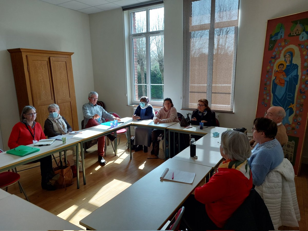 maisondio80's tweet photo. Journée de la pastorale de la #santé. De nombreux #ateliers pour s'informer, échanger, réfléchir à sa pratique. https://t.co/933QbsLzBj