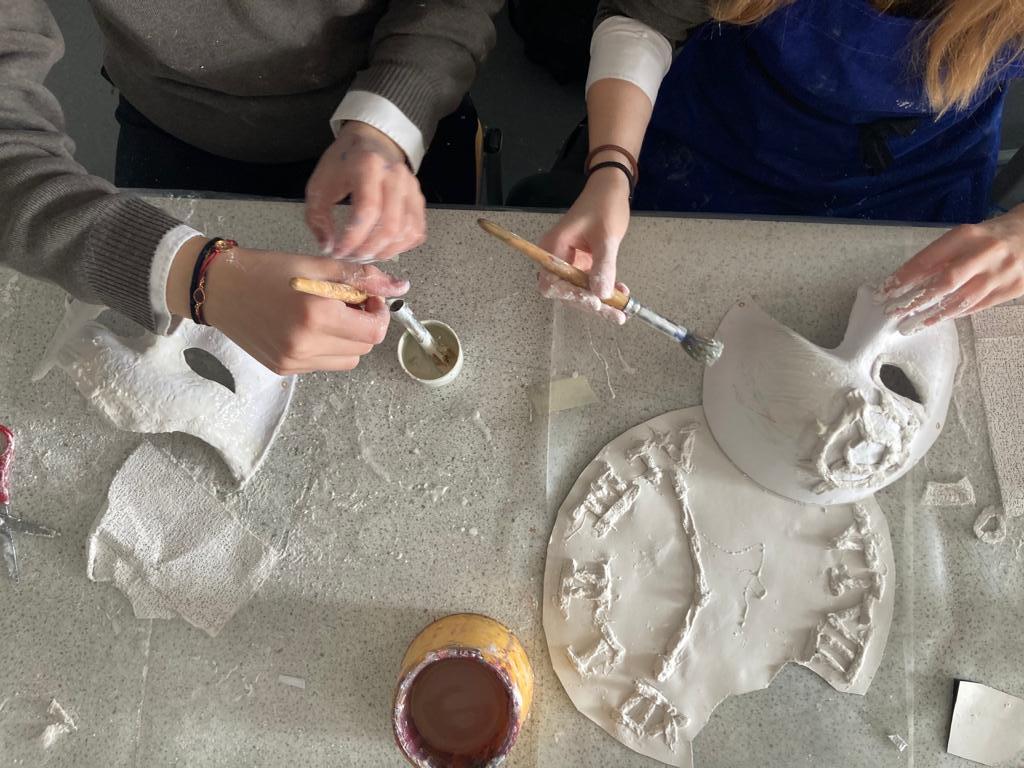 hhs_arts's tweet photo. Year 8 have been developing their sculpting skills and started creating masks inspired by different cultures! Keep up the great work Y8!🎭 @HHSHaringey https://t.co/kOrAwCgrgq