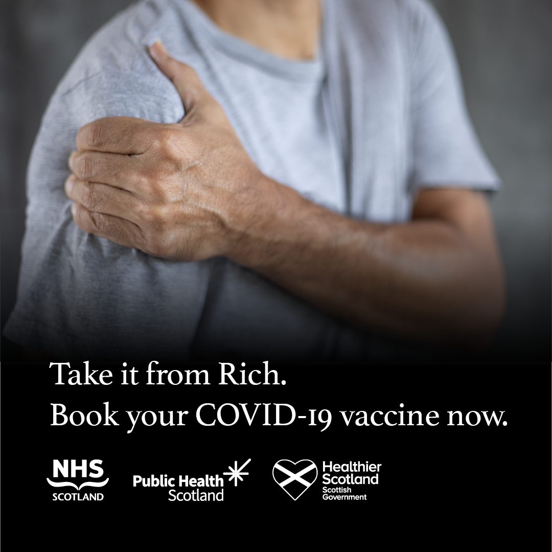 NHSGrampian's tweet photo. Side effects from the vaccine are usually mild and only last a day or two. They are much less serious than developing COVID-19 or the complications associated with COVID-19. Visit https://t.co/YcWryRKTqX to book an appointment or find your nearest drop-in clinic. #TakeItFromThem https://t.co/NZr4vErtu6