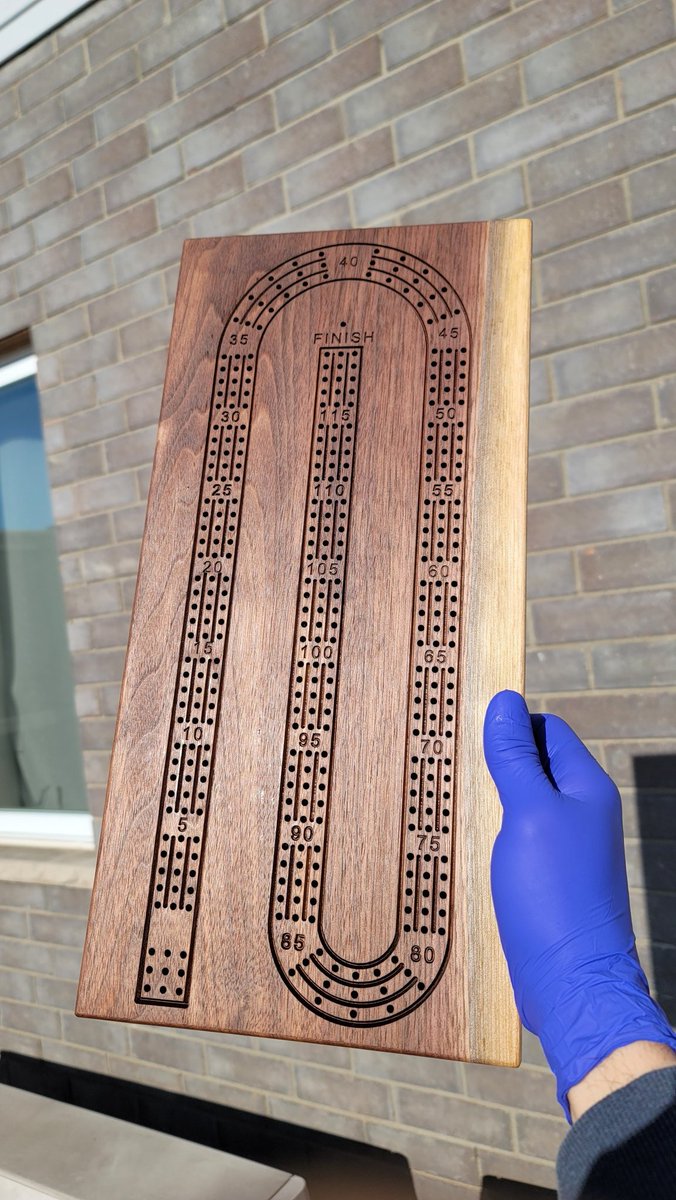 scolemandesigns's tweet photo. Black Walnut Cribbage Board

#cribbage #cribbageboard #blackwalnut #cncwoodworking https://t.co/V0XomALxpc