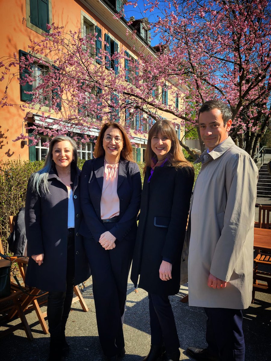 Nous nous lançons dans la campagne du second tour!Ensemble, nous proposons aux Vaudoises et Vaudois d'agir pour leur garantir une préservation des acquis sociaux et environnementaux.
Mobilisons-nous ! Ensemble, agissons!
#EnsembleAgissons #encampagne #vd2022 #pvs #vertsetvertesvd