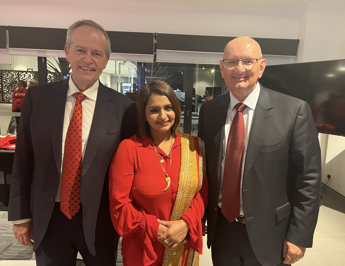 mali1_malik's tweet photo. Campaign Rally with Honourable #BillShorten MP
“Shadow Minister for the NDIS &amp; Government Services”, for #ShaneNeuman MP, Federal Member for Blair. It was an honour meeting you. https://t.co/U6FIKQQvGi