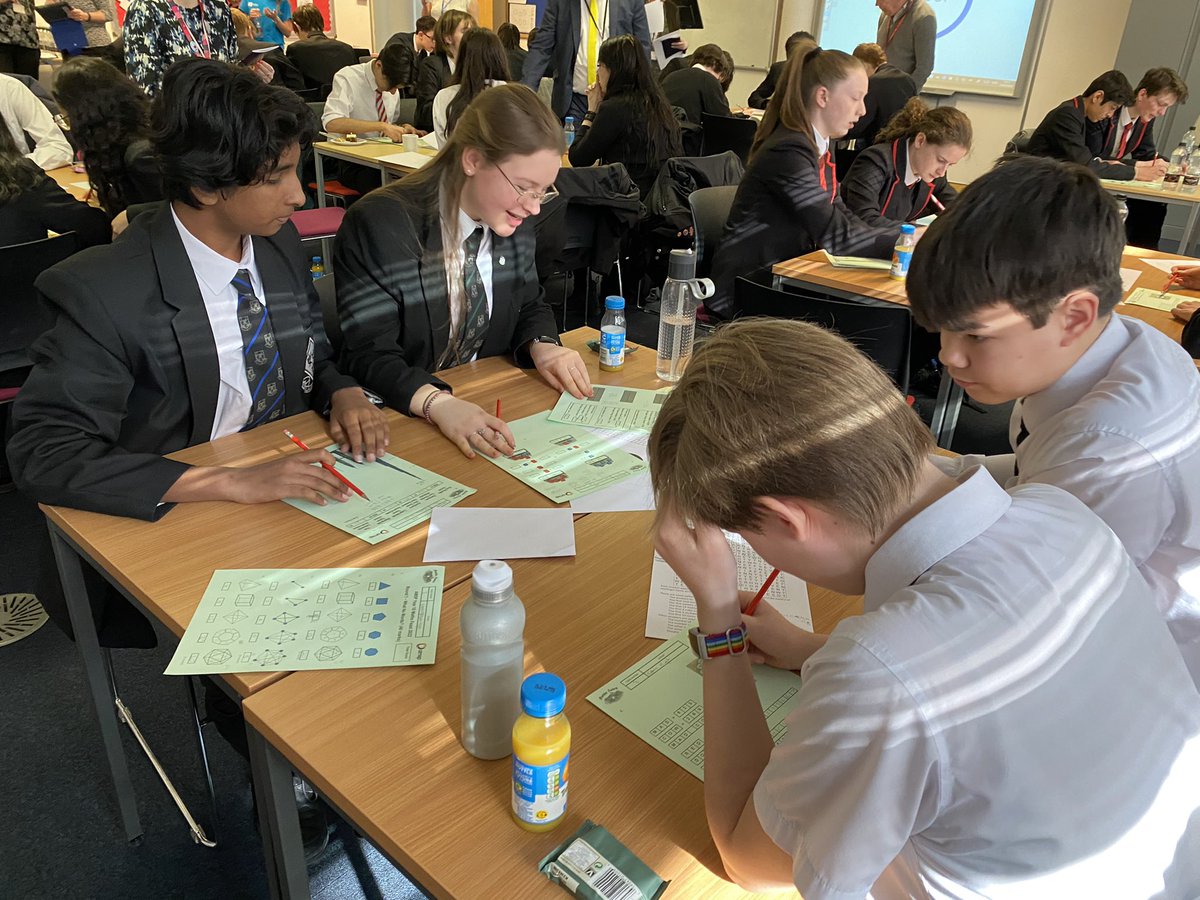 Maths_NHS's tweet photo. Year 10 getting going at the @Advanced_Maths Maths Feast competition https://t.co/Ehj5UEdbnn