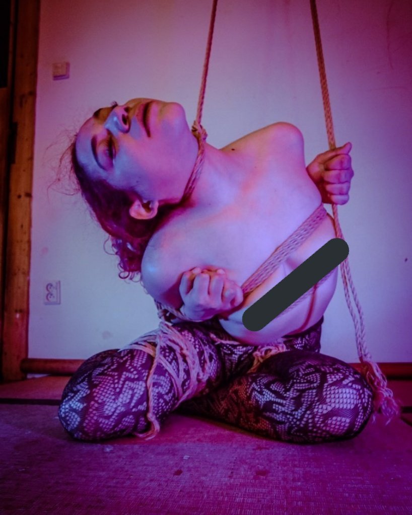 Zlounkapajenka's tweet photo. Breathplay, vždy šílené bála, vždy jsem strašně panikařila div sem se neobesila a teď ? 
Prosím jeden stav bezvědomí 😍😈
Co vy a skrceni? https://t.co/S5iZNNKOtB