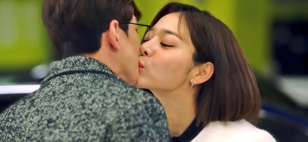 notseorina's tweet photo. i perfectly understand what's acting and what's not but inah and minkyu make it feel like it's the most natural thing in the world of kdramas.

idk, is it the level of comfort? or they're just damn good thespians.

#abusinessproposal
#businessproposalep8 https://t.co/RLCtuRHWDk